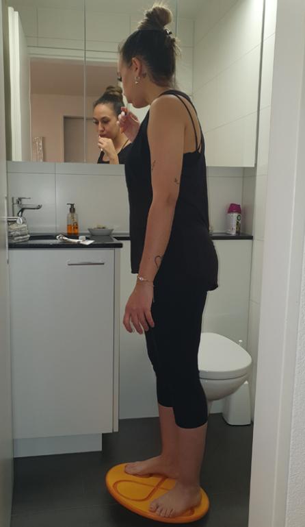 Balancekreisel, ein Trainingsgerät, das wenig Platz braucht